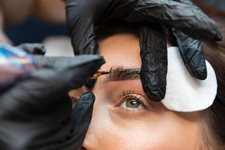 eyebrow